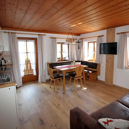 Ferienwohnung Schifterhof ルーポルディング 部屋 写真