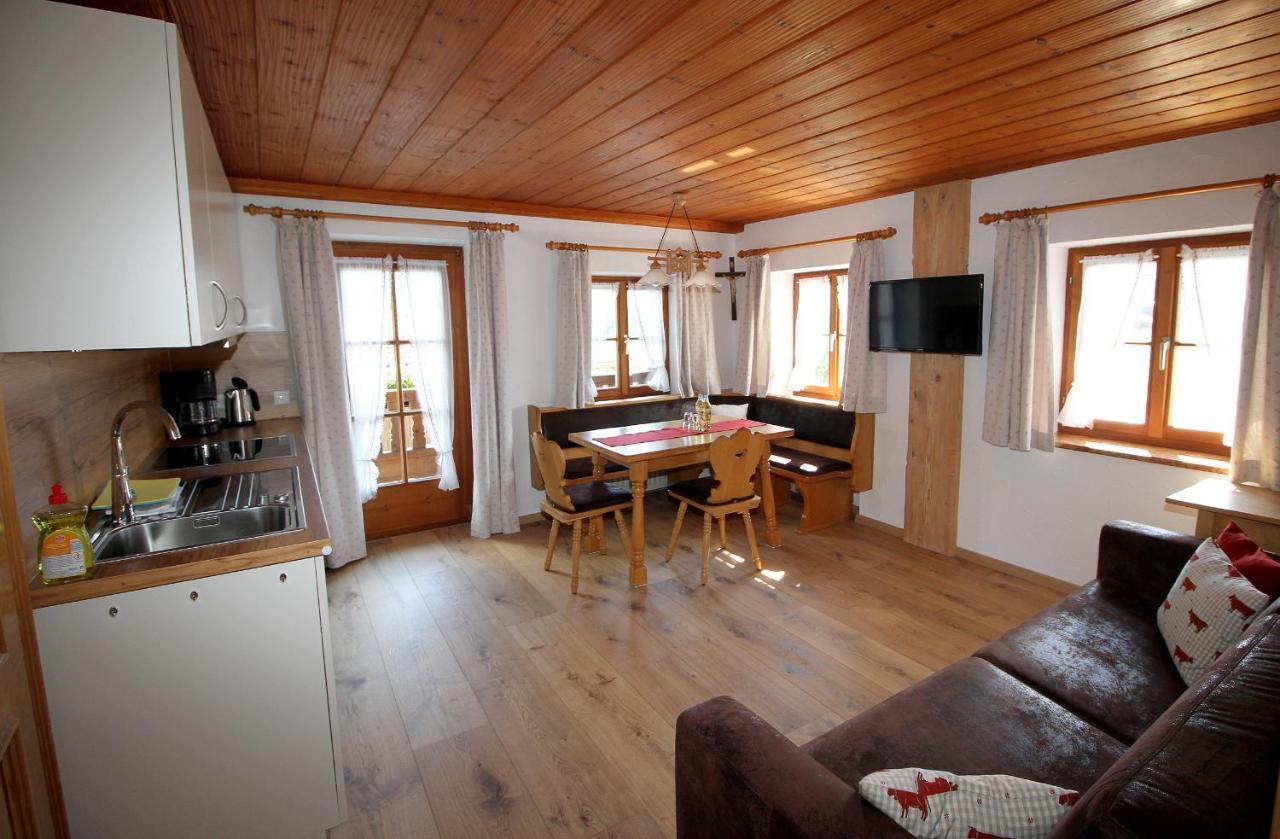 Ferienwohnung Schifterhof ルーポルディング 部屋 写真